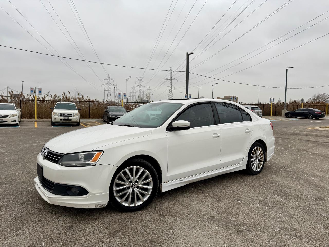 Used 2012 Volkswagen Jetta 4dr 2.5L Auto HIGHLINE for sale in Toronto, ON