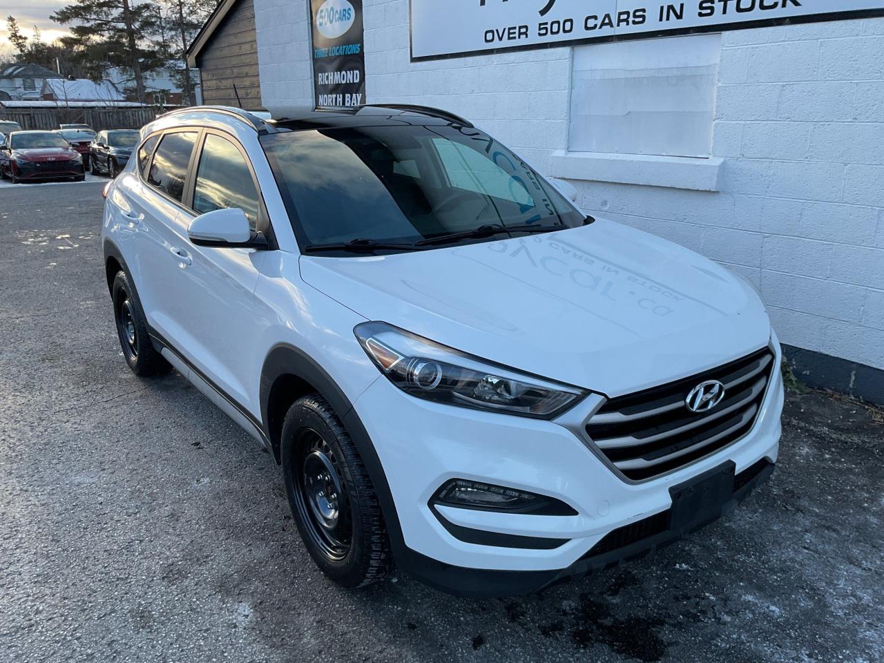 Used 2017 Hyundai Tucson 2L SE AWD!!!!   SUNROOF. HEATED SEATS. LEATHER. BACKUP CAM. A/C. CRUISE. PWR GROUP. KEYLESS ENTRY. P for sale in Kingston, ON