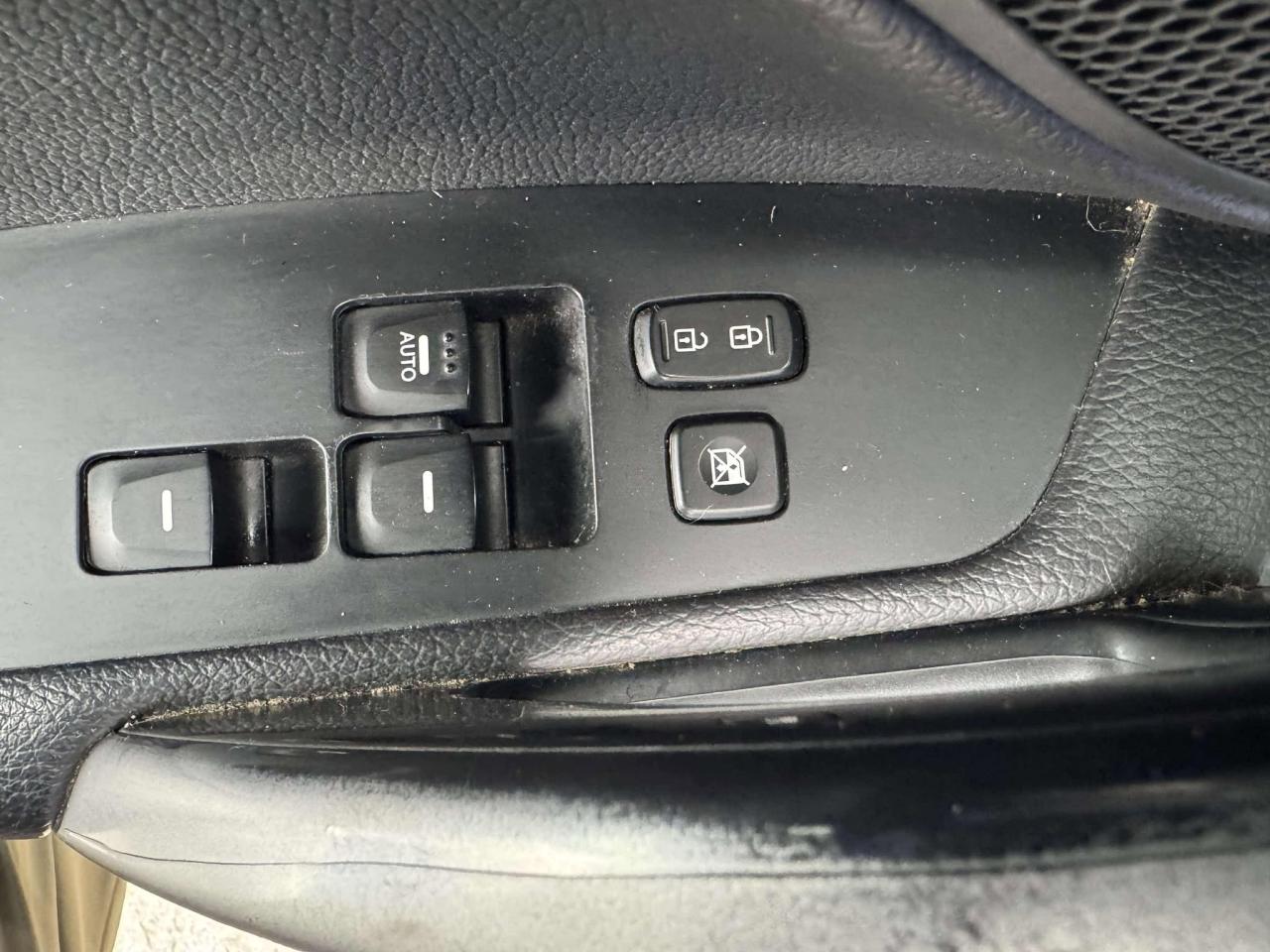 2013 Hyundai Veloster 3dr Cpe Man Turbo *Ltd Avail* - Photo #19