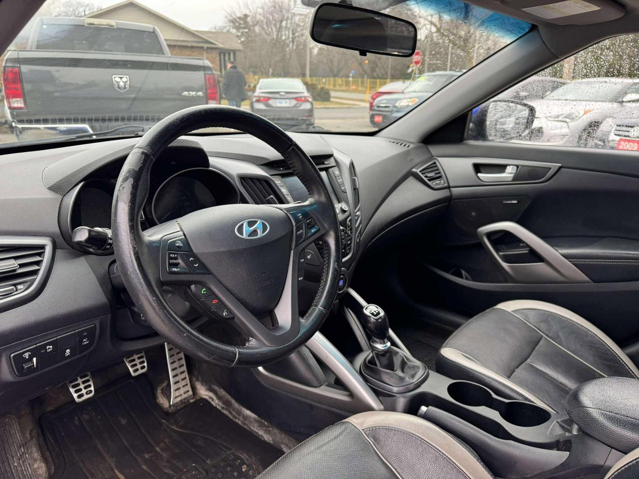 2013 Hyundai Veloster 3dr Cpe Man Turbo *Ltd Avail* - Photo #13