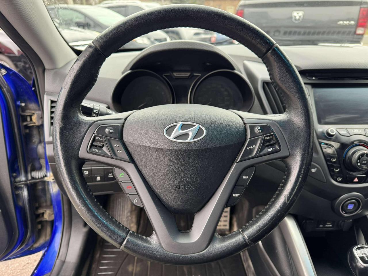 2013 Hyundai Veloster 3dr Cpe Man Turbo *Ltd Avail* - Photo #15