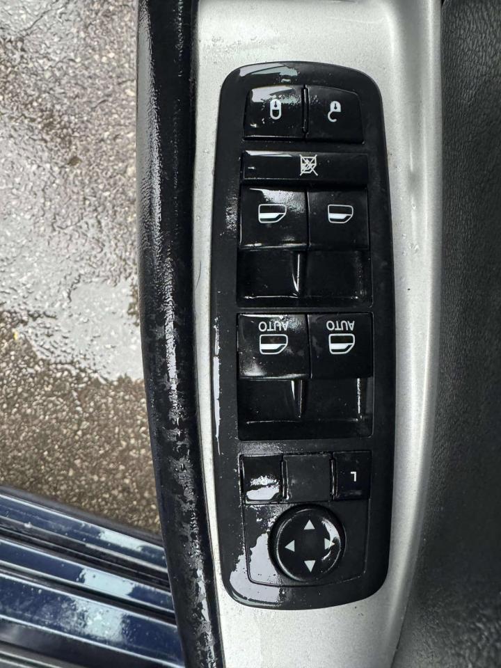 2011 Dodge Journey FWD 4DR SXT - Photo #18