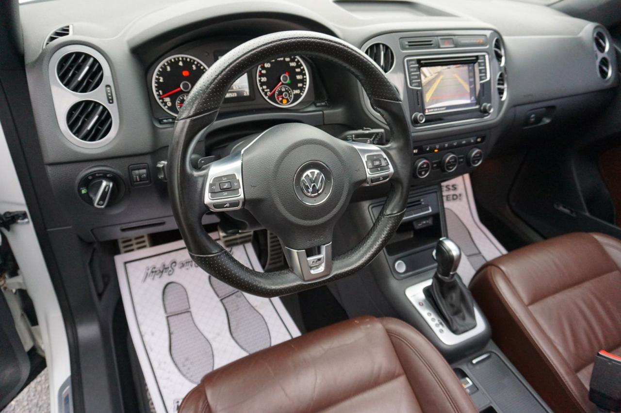 2017 Volkswagen Tiguan HIGHLINE R-LINE 4M AWD CERTIFIED *ACCIDENT FREE* NAV CAMERA BLUETOOTH LEATHER HEATED SEATS PANO ROOF CRUISE ALLOYS - Photo #9
