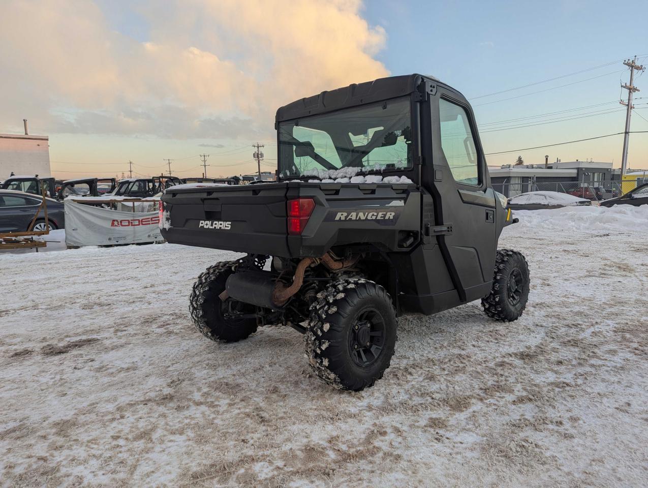 2023 Polaris Ranger 1000 Premium $131 B/W - Photo #5