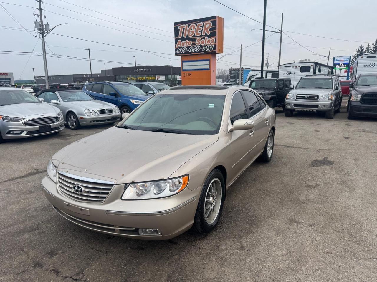 2008 Hyundai Azera LIMITED, LEATHER, ROOF, ONLY 159KMS, CLEAN, CERT - Photo #1