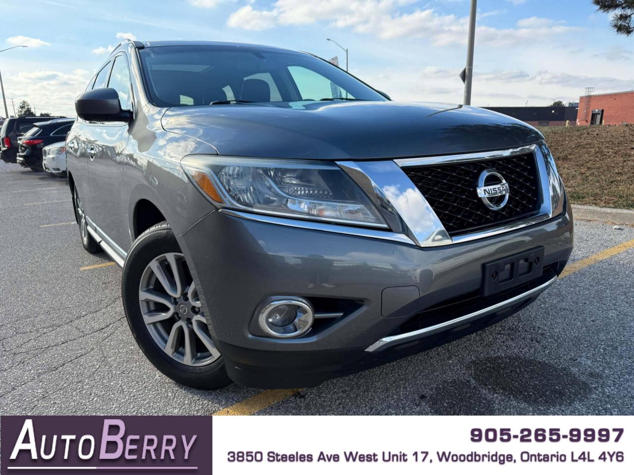 Used 2015 Nissan Pathfinder 4WD 4DR SL for sale in Woodbridge, ON