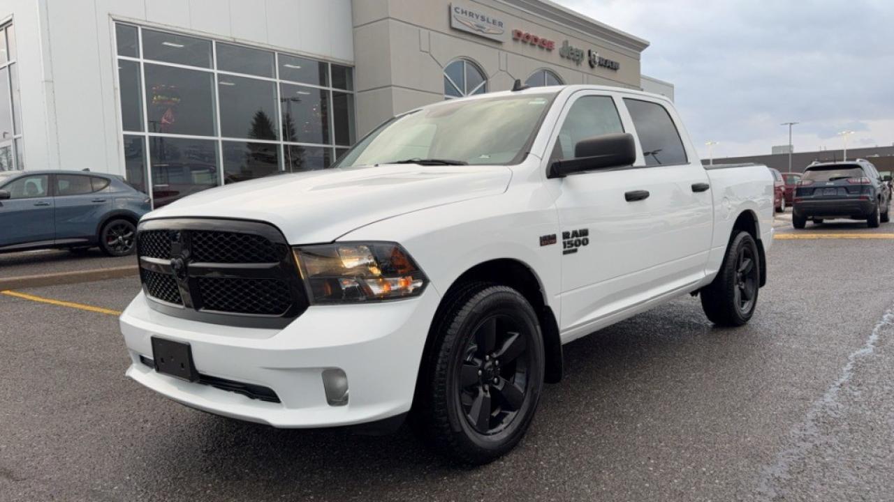 Used 2020 RAM 1500 Classic Express 4x4 Crew Cab 5'7 Box for sale in Nepean, ON