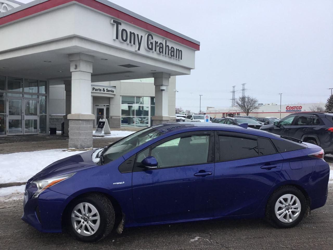 Used 2017 Toyota Prius  for sale in Ottawa, ON