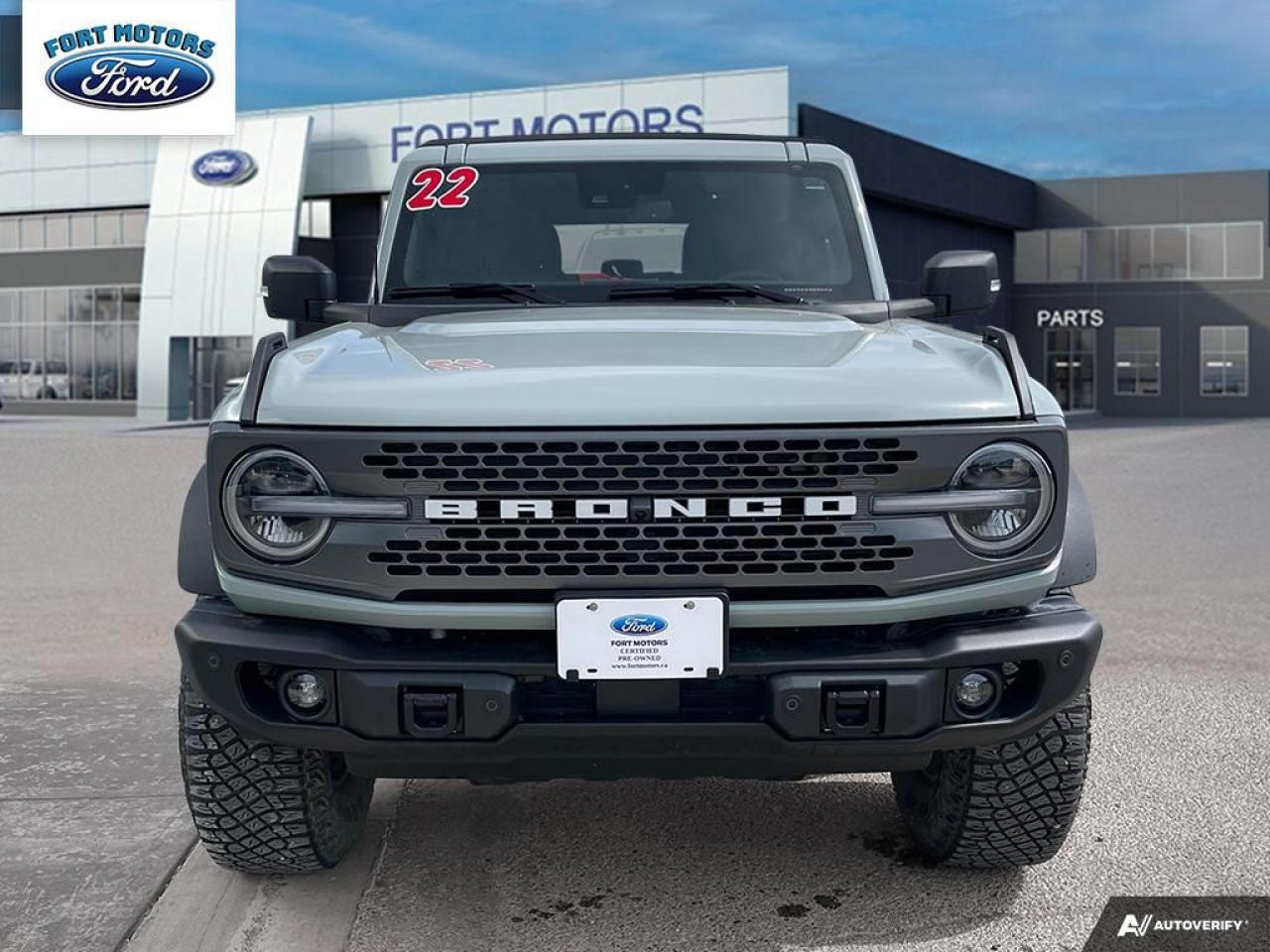 2022 Ford Bronco Badlands Photo1