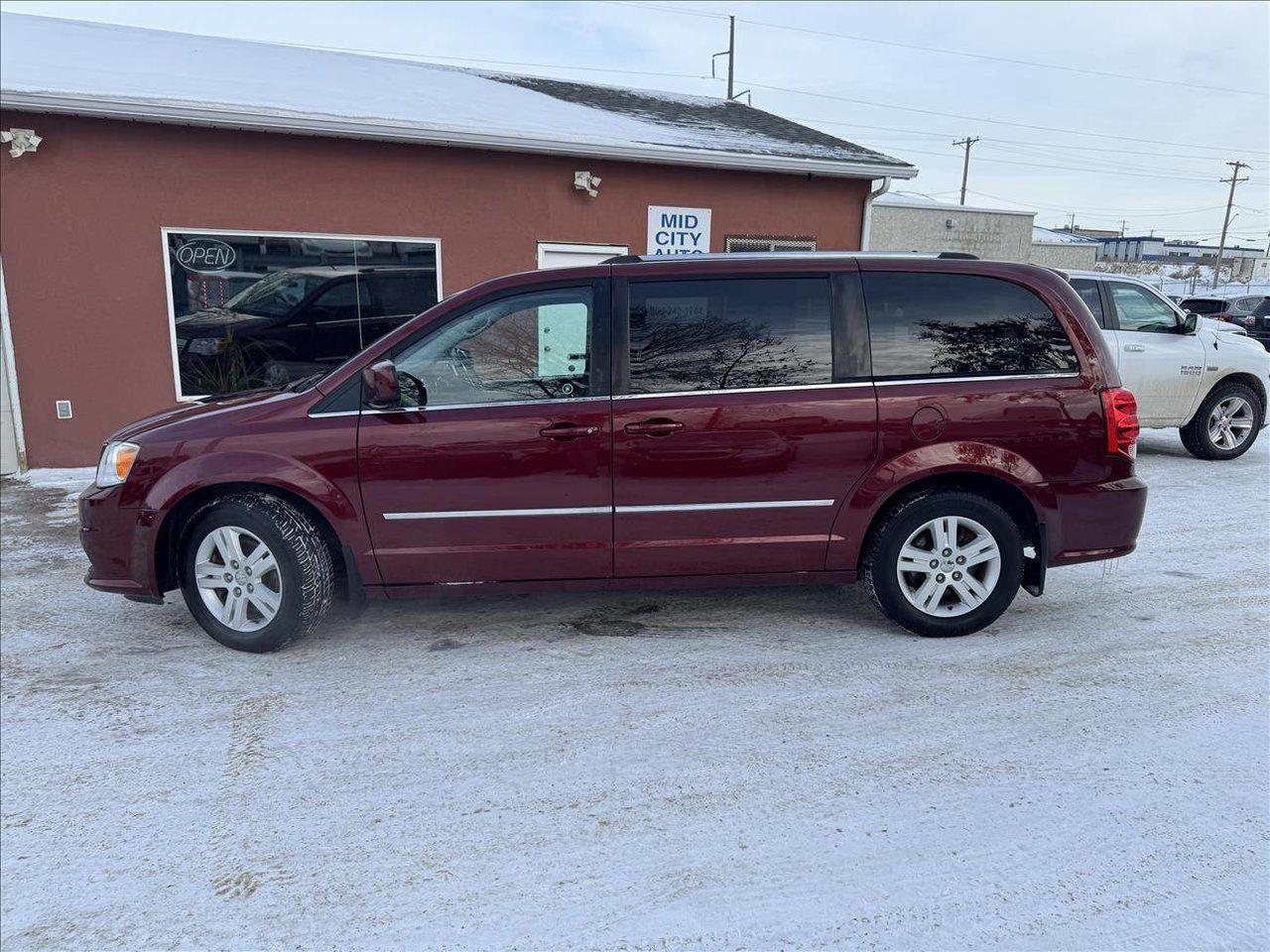 Used 2016 Dodge Grand Caravan Crew Plus for sale in Saskatoon, SK