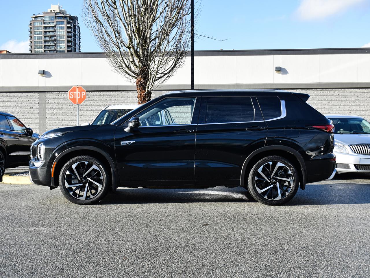 Used 2024 Mitsubishi Outlander Phev GT Premium - Massage Seats, Navigation, Sunroof for sale in Coquitlam, BC