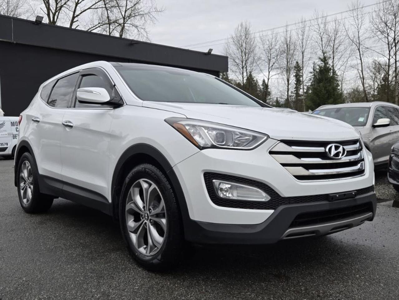 Used 2013 Hyundai Santa Fe SE for sale in Coquitlam, BC