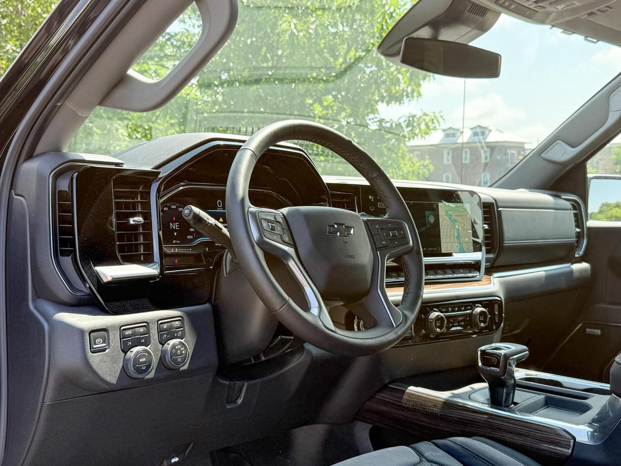 2025 Chevrolet Silverado 1500 RST BLACK WIDOW PACKAGE - 6.2L V8 WITH REMOTE START/ENTRY, SUNROOF, HEATED FRONT SEATS, HEATED STEERING WHEEL, HD SURROUND VISION Photo