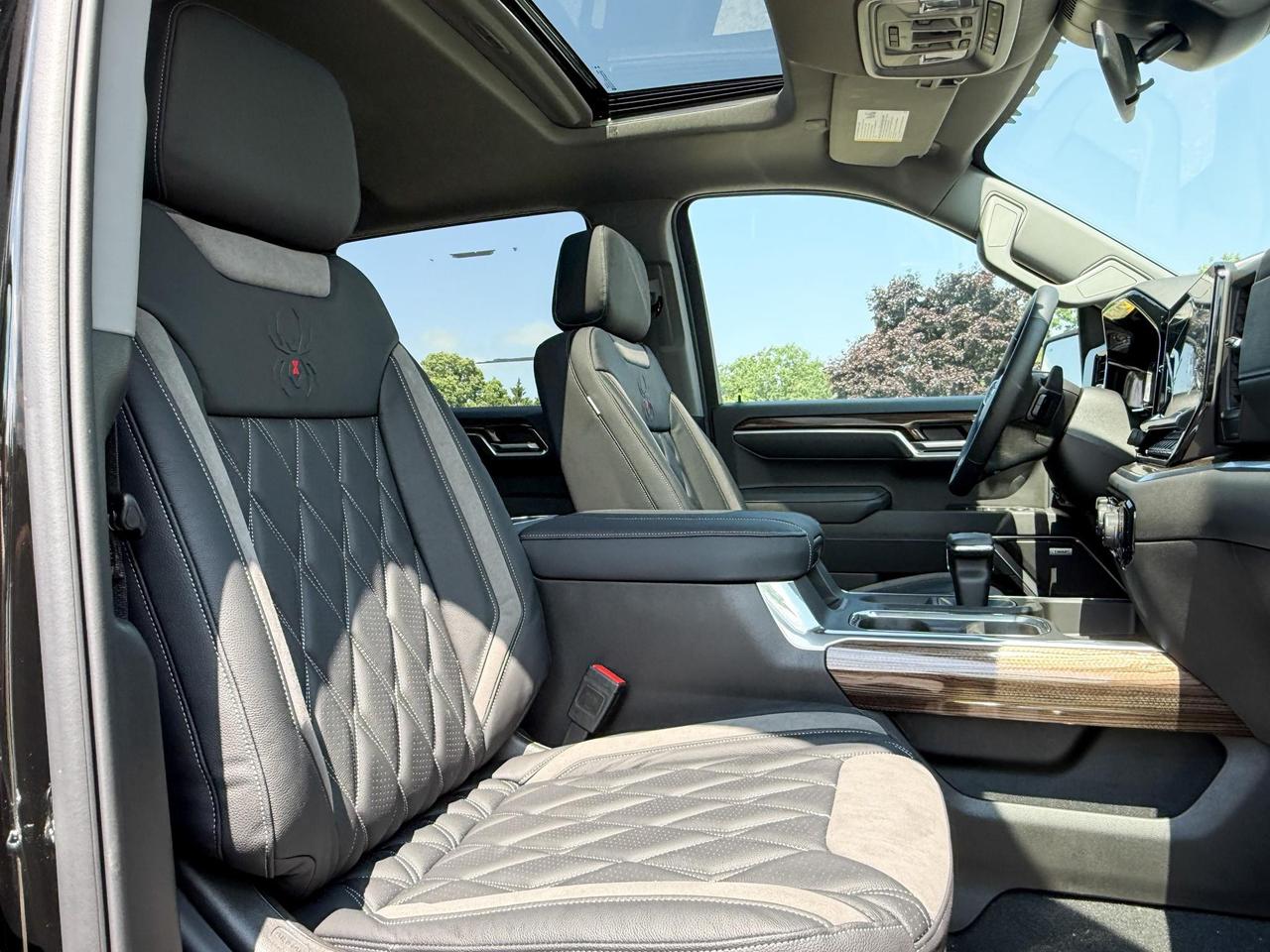 2025 Chevrolet Silverado 1500 RST BLACK WIDOW PACKAGE - 6.2L V8 WITH REMOTE START/ENTRY, SUNROOF, HEATED FRONT SEATS, HEATED STEERING WHEEL, HD SURROUND VISION Photo