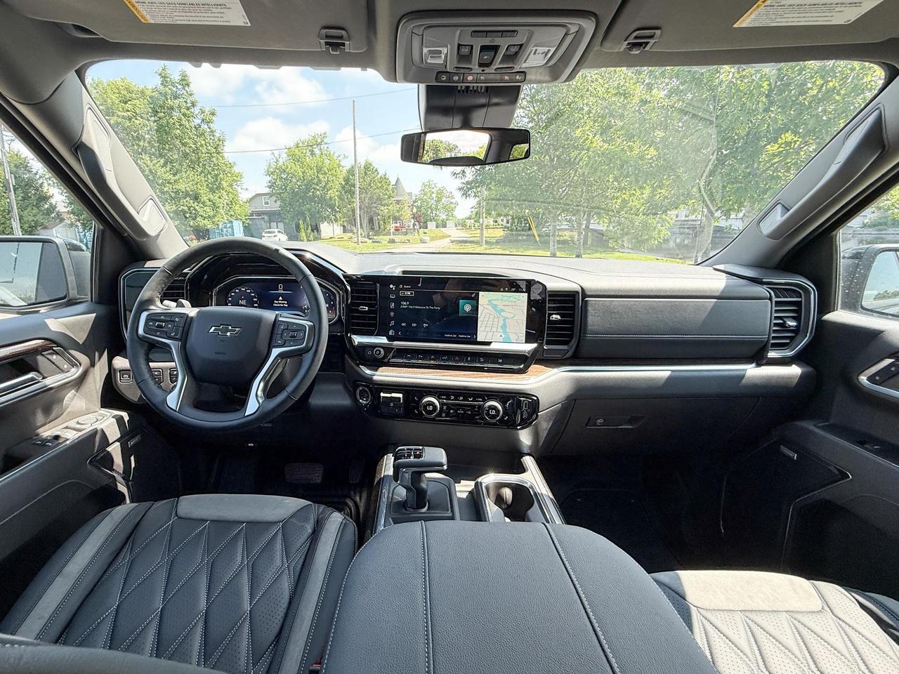 2025 Chevrolet Silverado 1500 RST BLACK WIDOW PACKAGE - 6.2L V8 WITH REMOTE START/ENTRY, SUNROOF, HEATED FRONT SEATS, HEATED STEERING WHEEL, HD SURROUND VISION Photo