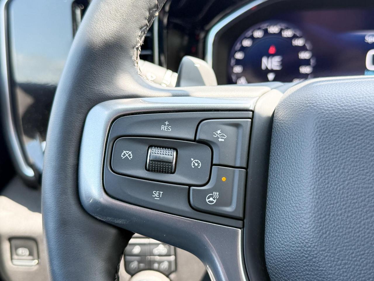 2025 Chevrolet Silverado 1500 RST BLACK WIDOW PACKAGE - 6.2L V8 WITH REMOTE START/ENTRY, SUNROOF, HEATED FRONT SEATS, HEATED STEERING WHEEL, HD SURROUND VISION Photo