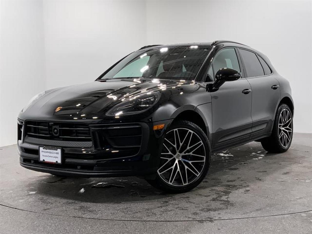 New 2025 Porsche Macan AWD for sale in Langley City, BC