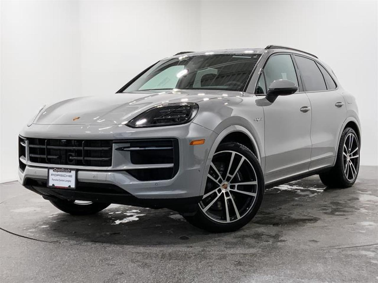 New 2025 Porsche Cayenne e-Hybrid AWD for sale in Langley City, BC