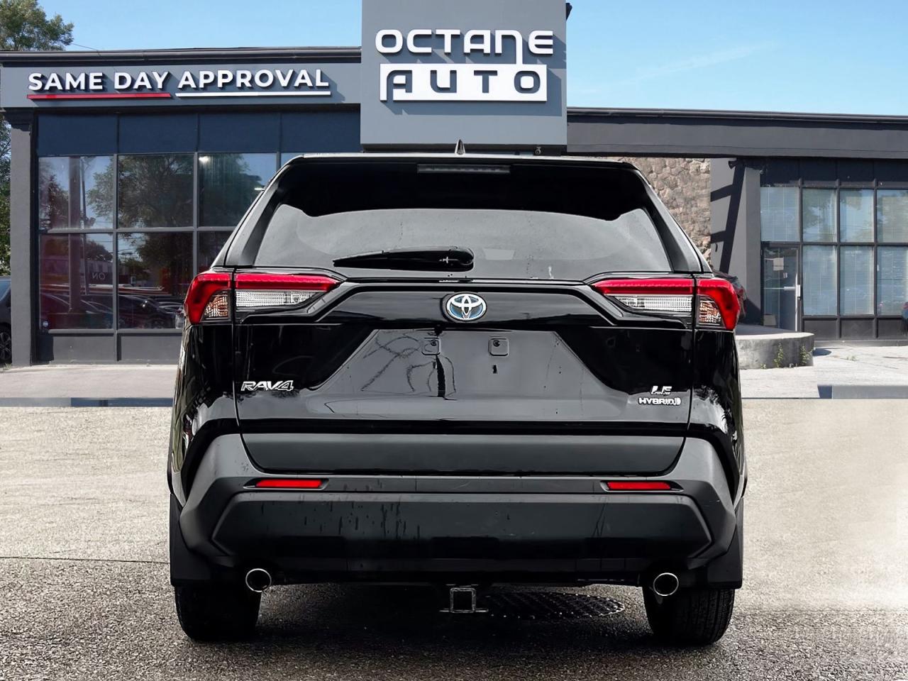 2019 Toyota RAV4 Hybrid LE AWD - Photo #5