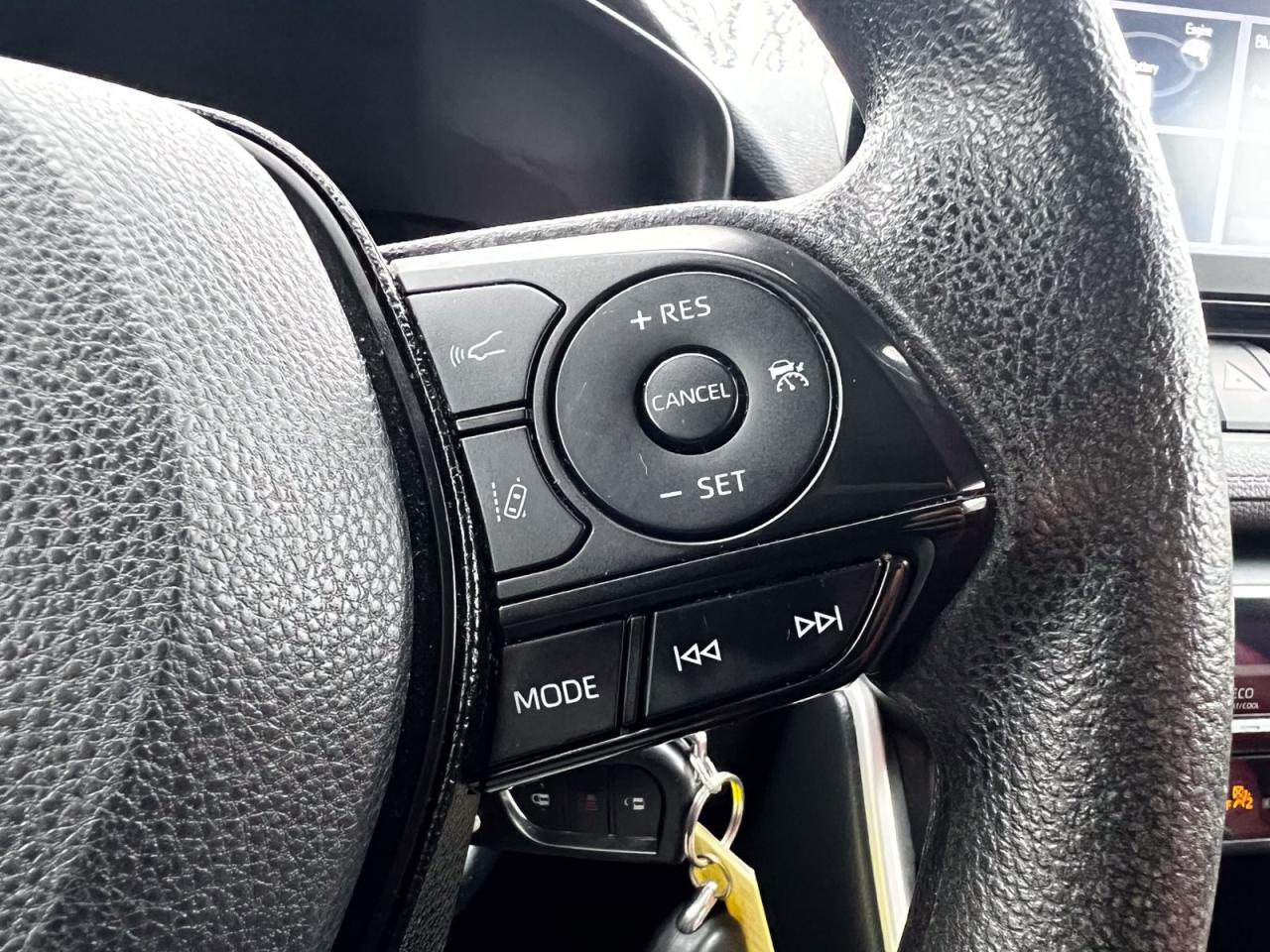 2019 Toyota RAV4 Hybrid LE AWD - Photo #21