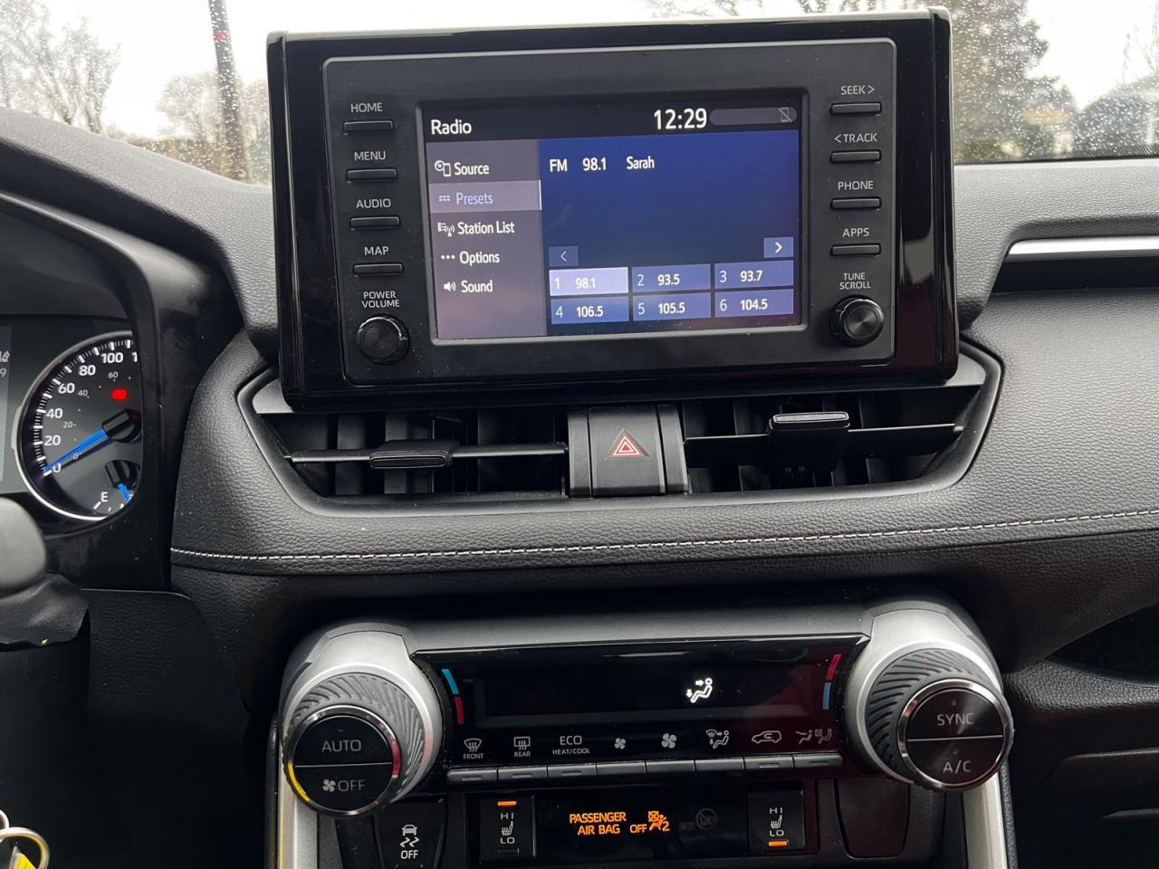 2019 Toyota RAV4 Hybrid LE AWD - Photo #30
