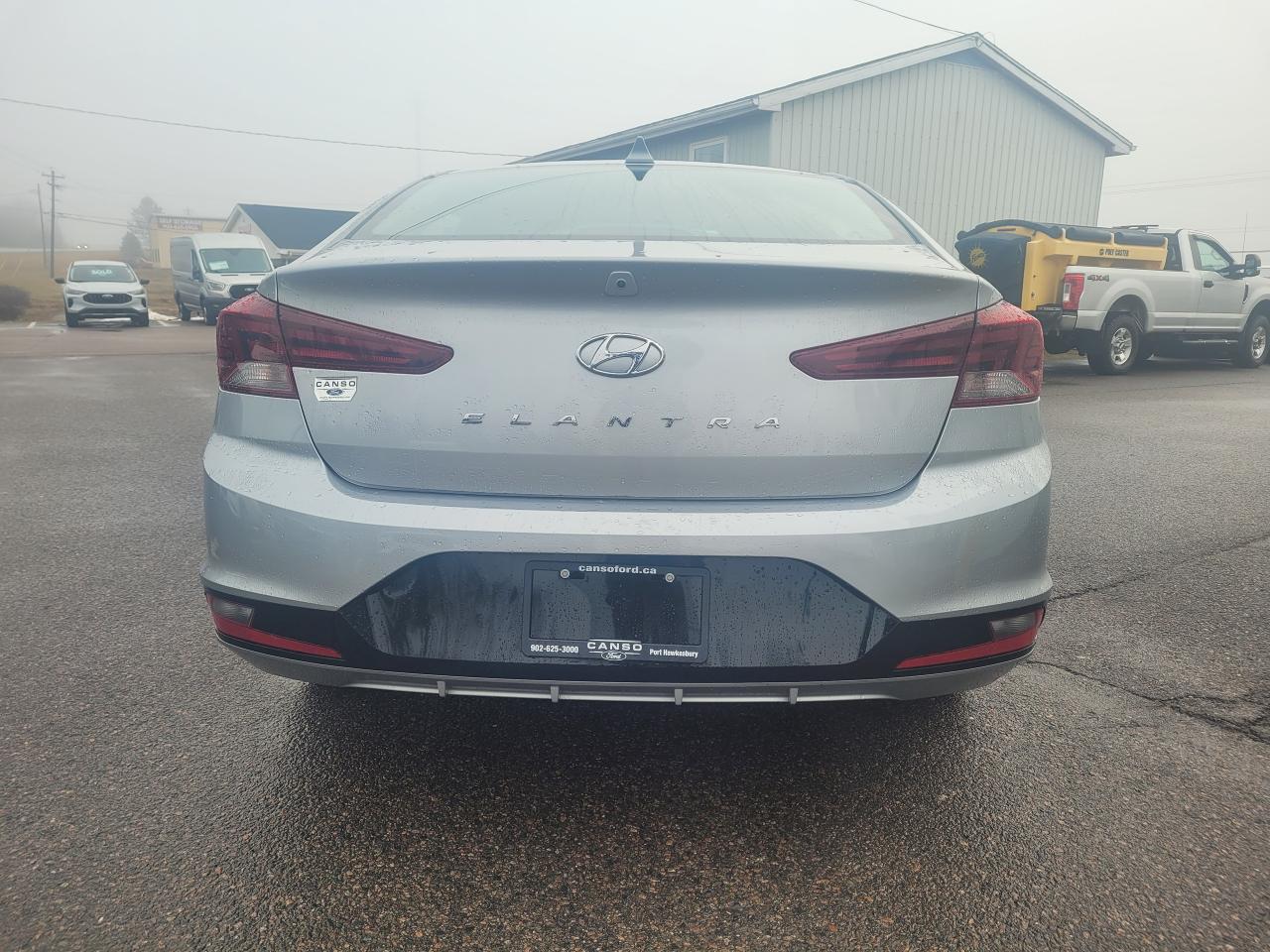 2020 Hyundai Elantra Prefered Photo4