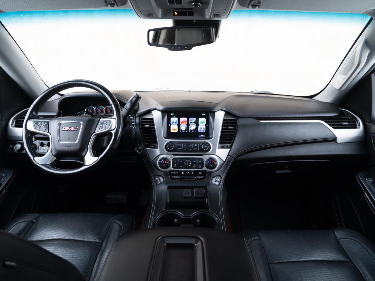 2018 GMC Yukon XL  - Photo #8