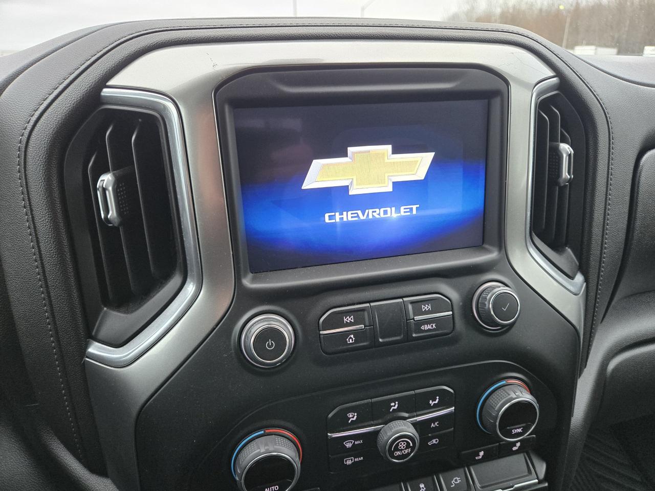 2022 Chevrolet Silverado 2500 4WD Crew Cab 172" LTZ - Photo #15