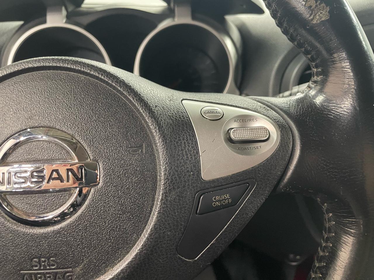 2016 Nissan Juke SV Photo35