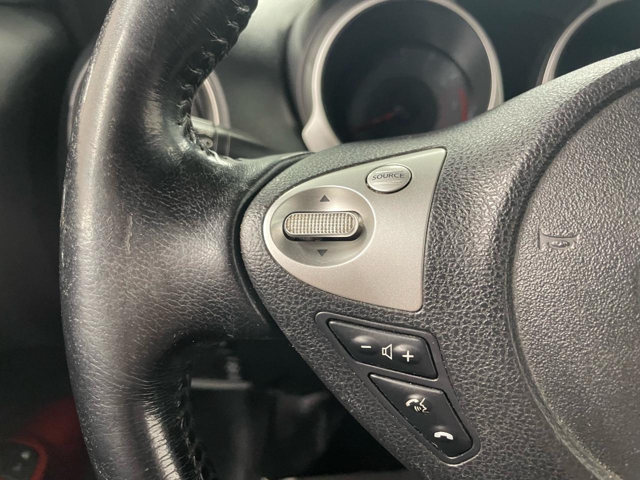 2016 Nissan Juke SV Photo34