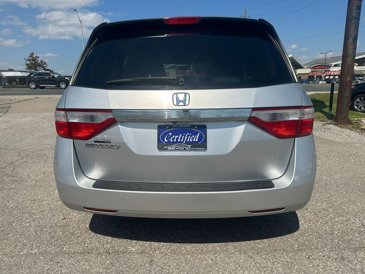 2013 Honda Odyssey LX CERTIFIED WITH 3 YEARS WARRANTY INCLUDED. Photo3