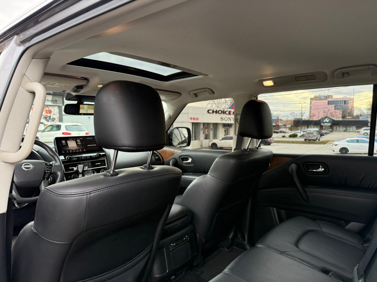 2023 Nissan Armada SL 7 SEATERS /ACCIDENT-FREE/NISSAN MAINTENANCE - Photo #20