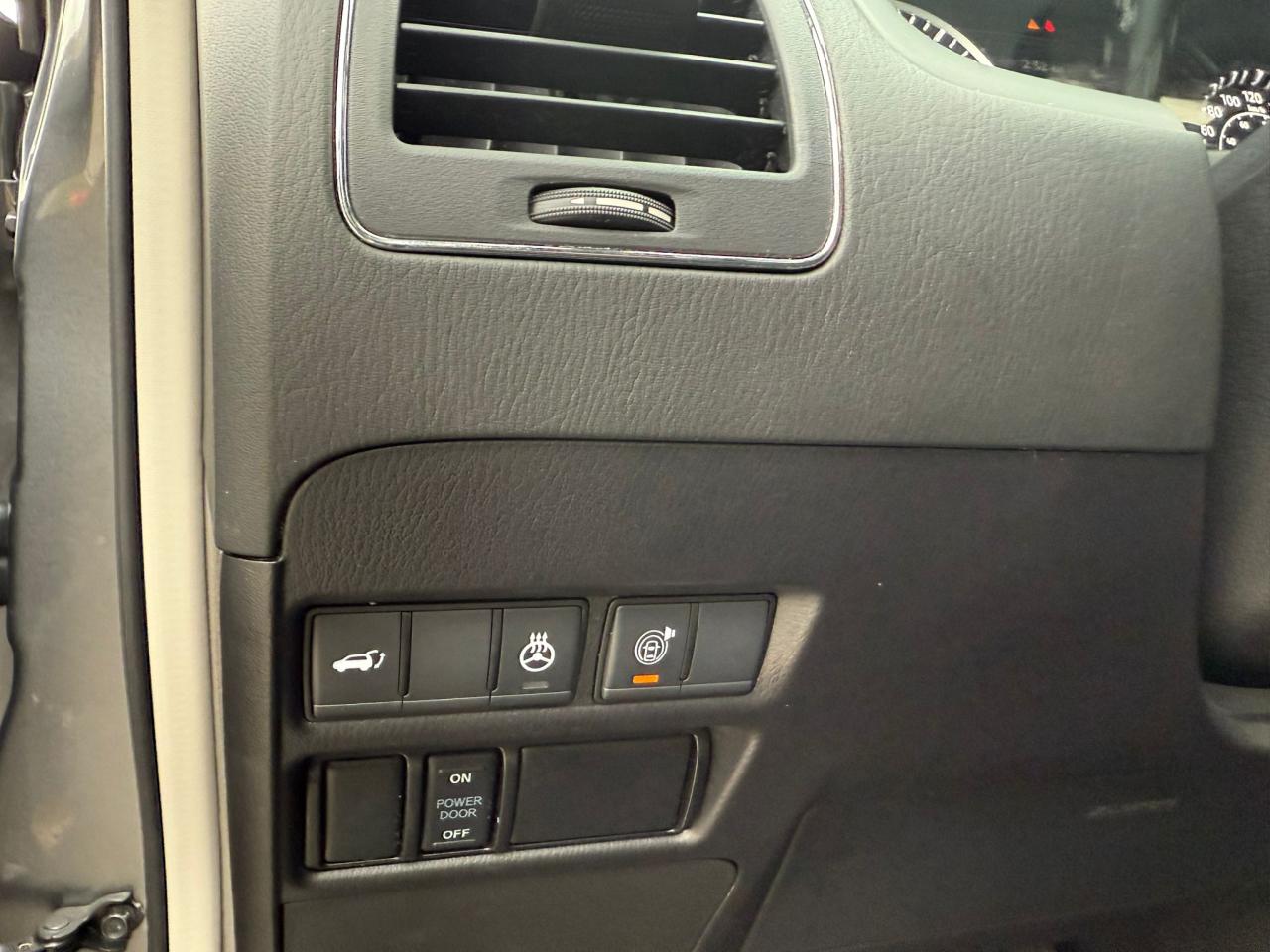 2023 Nissan Armada SL 7 SEATERS /ACCIDENT-FREE/NISSAN MAINTENANCE - Photo #16