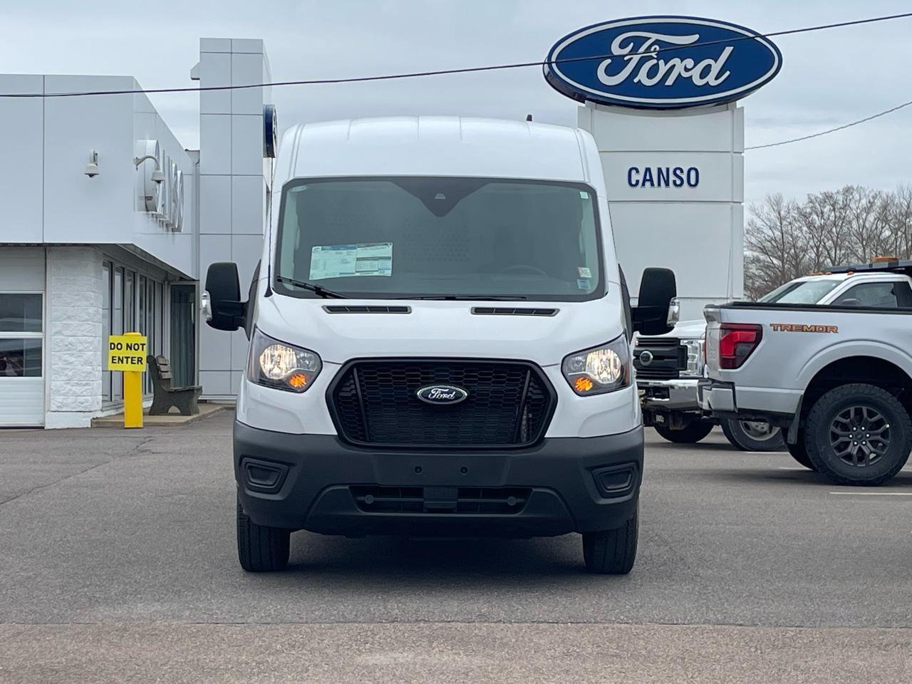 2024 Ford Transit Cargo Van T-250 148" MED RF 9070 GVWR RWD Photo5
