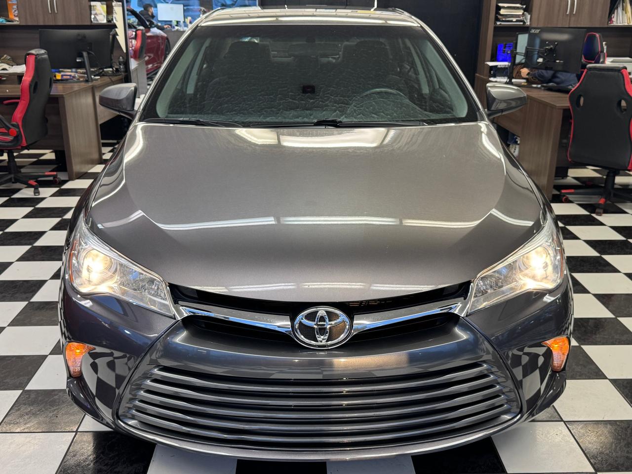 2017 Toyota Camry LE+New Tires+Brakes+Camera+Bluetooth+CLEAN CARFAX - Photo #9