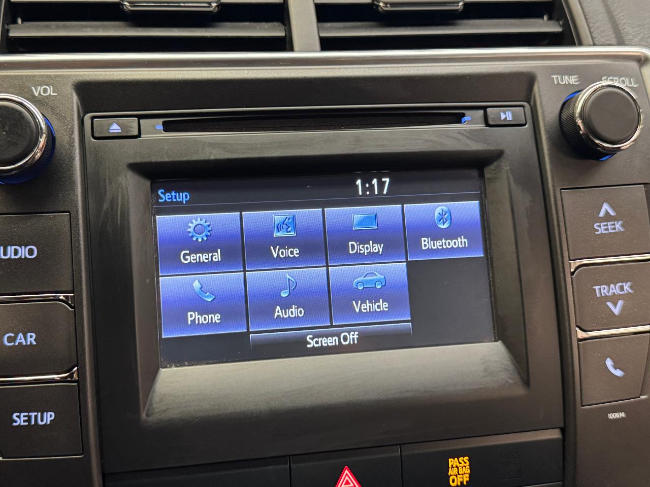 2017 Toyota Camry LE+New Tires+Brakes+Camera+Bluetooth+CLEAN CARFAX Photo93