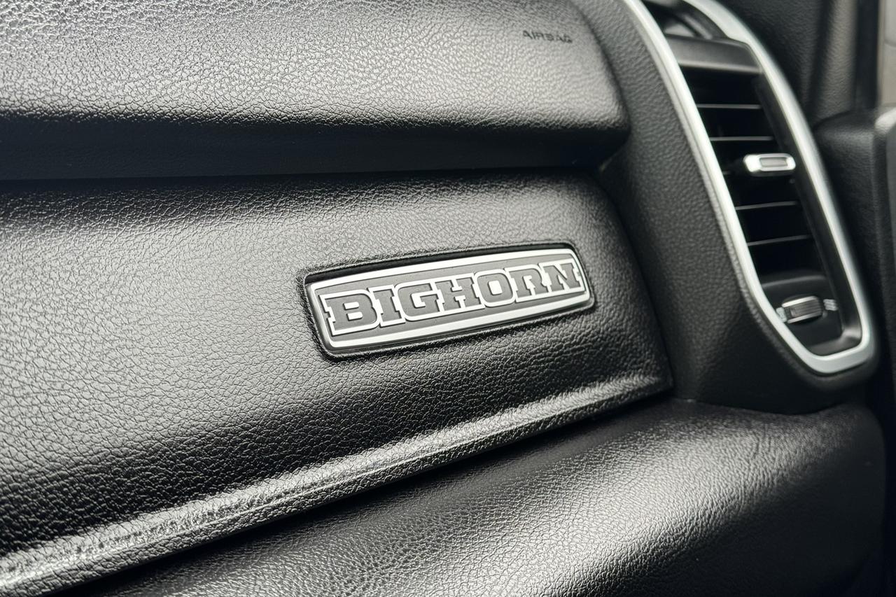 2022 RAM 3500 Big Horn 4x4 Crew Cab 8' Box Photo