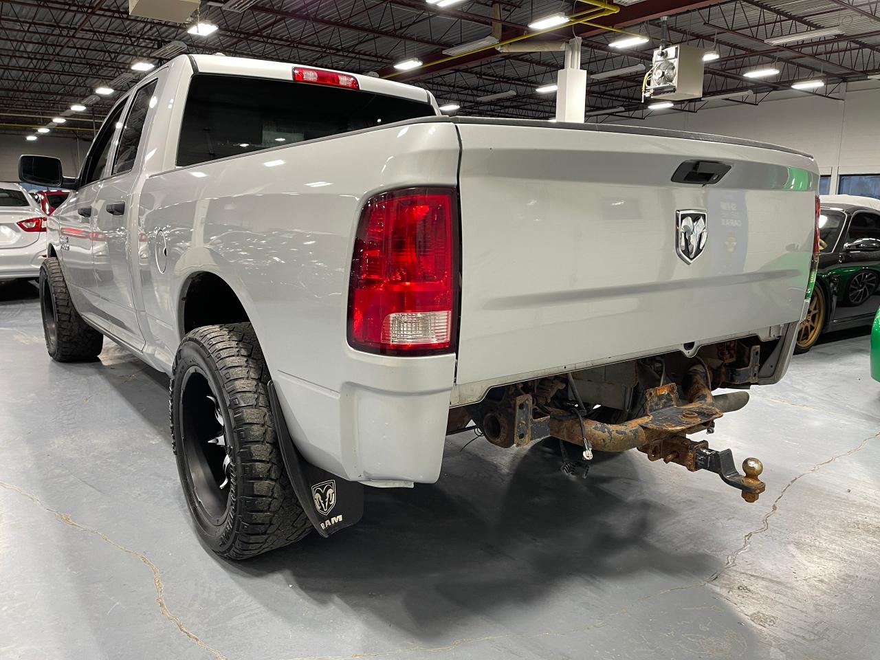 2014 RAM 1500 ST Photo2