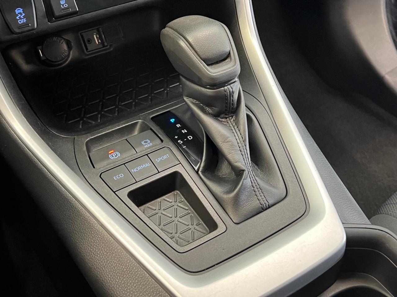 2019 Toyota RAV4 LE+Adaptive Cruise+LaneKeep+ONE OWNER+CLEAN CARFAX - Photo #33