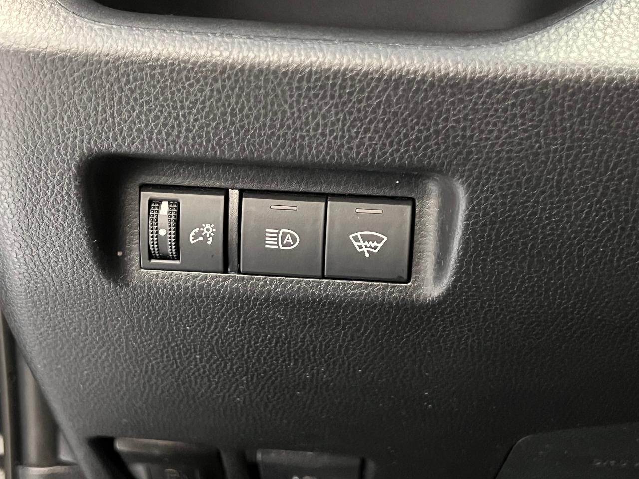 2019 Toyota RAV4 LE+Adaptive Cruise+LaneKeep+ONE OWNER+CLEAN CARFAX Photo45