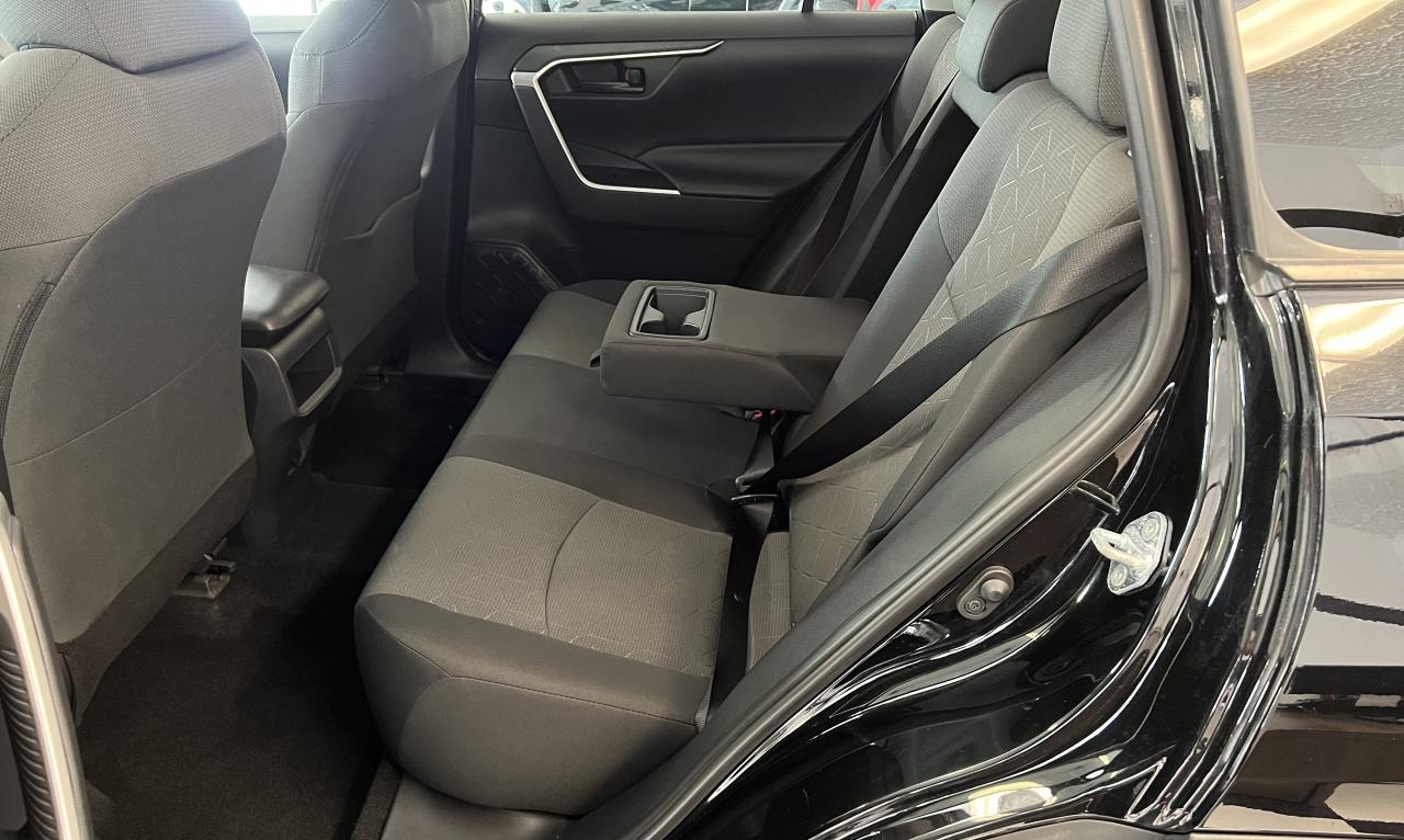 2019 Toyota RAV4 LE+Adaptive Cruise+LaneKeep+ONE OWNER+CLEAN CARFAX Photo22