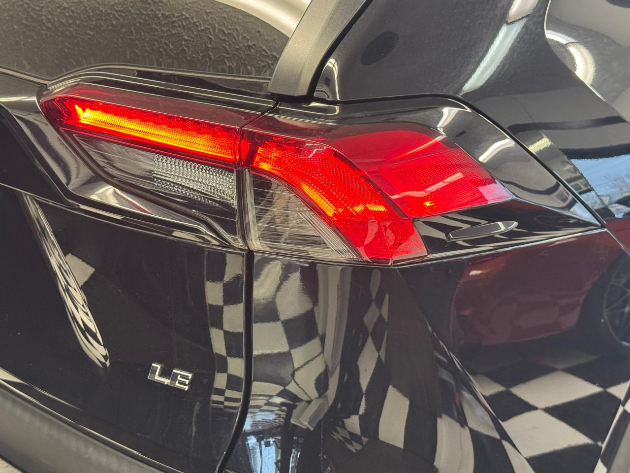 2019 Toyota RAV4 LE+Adaptive Cruise+LaneKeep+ONE OWNER+CLEAN CARFAX Photo58