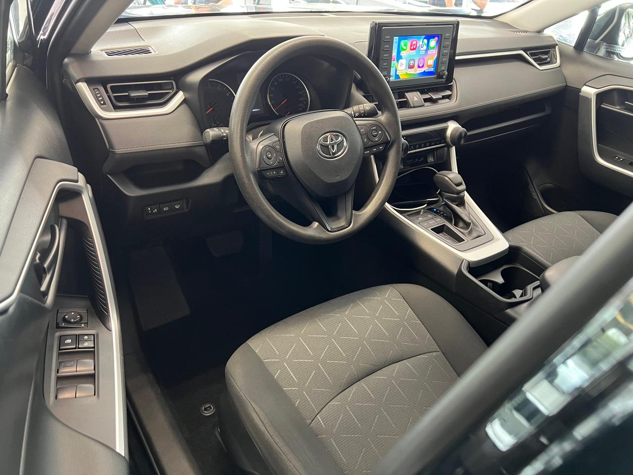 2019 Toyota RAV4 LE+Adaptive Cruise+LaneKeep+ONE OWNER+CLEAN CARFAX - Photo #16