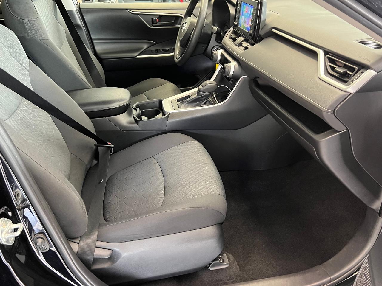 2019 Toyota RAV4 LE+Adaptive Cruise+LaneKeep+ONE OWNER+CLEAN CARFAX - Photo #20