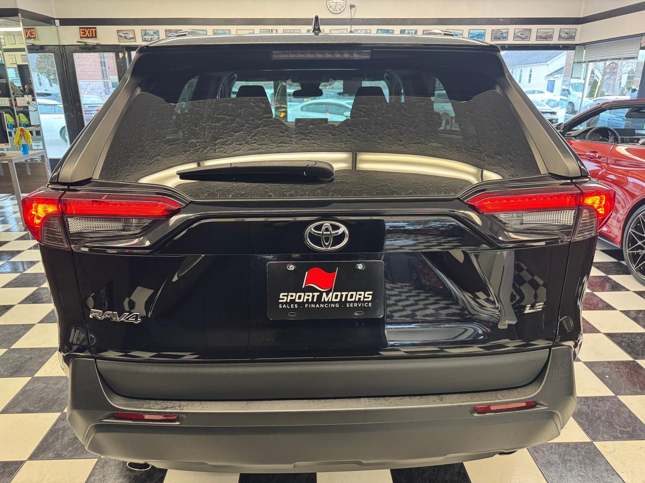 2019 Toyota RAV4 LE+Adaptive Cruise+LaneKeep+ONE OWNER+CLEAN CARFAX - Photo #6
