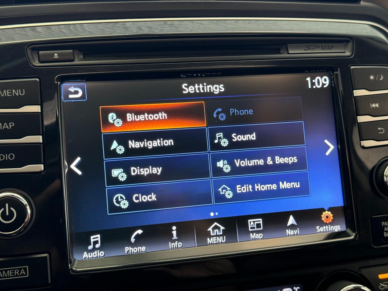 2017 Nissan Maxima SL 3.5L V6+Leather+GPS+Roof+ApplePlay+CLEAN CARFAX Photo