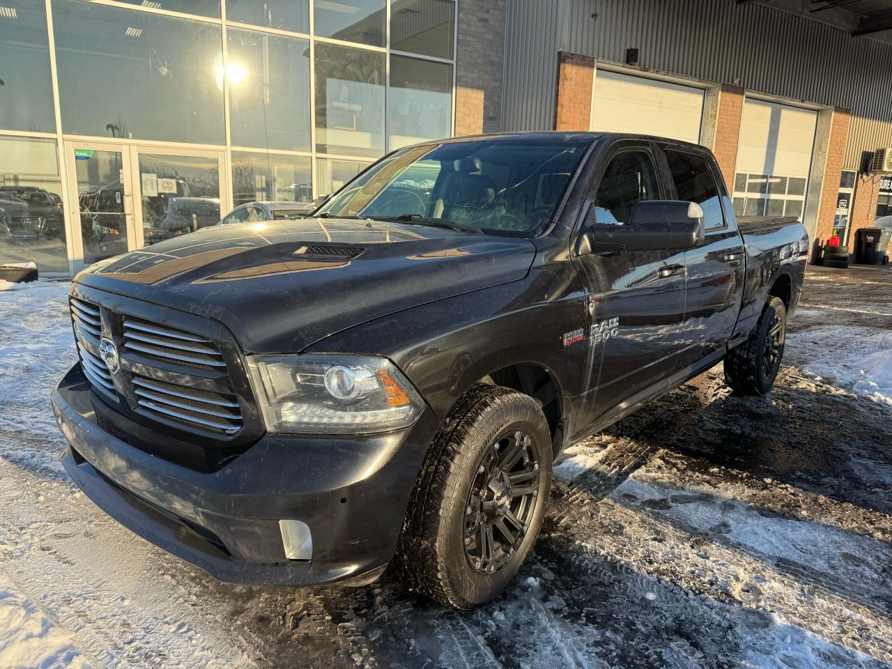 2016 RAM 1500 SPORT - Photo #2