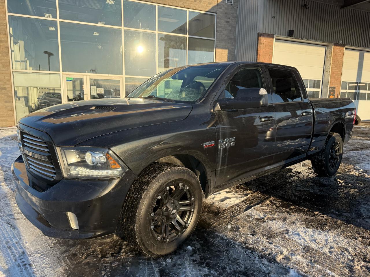 2016 RAM 1500 SPORT - Photo #7