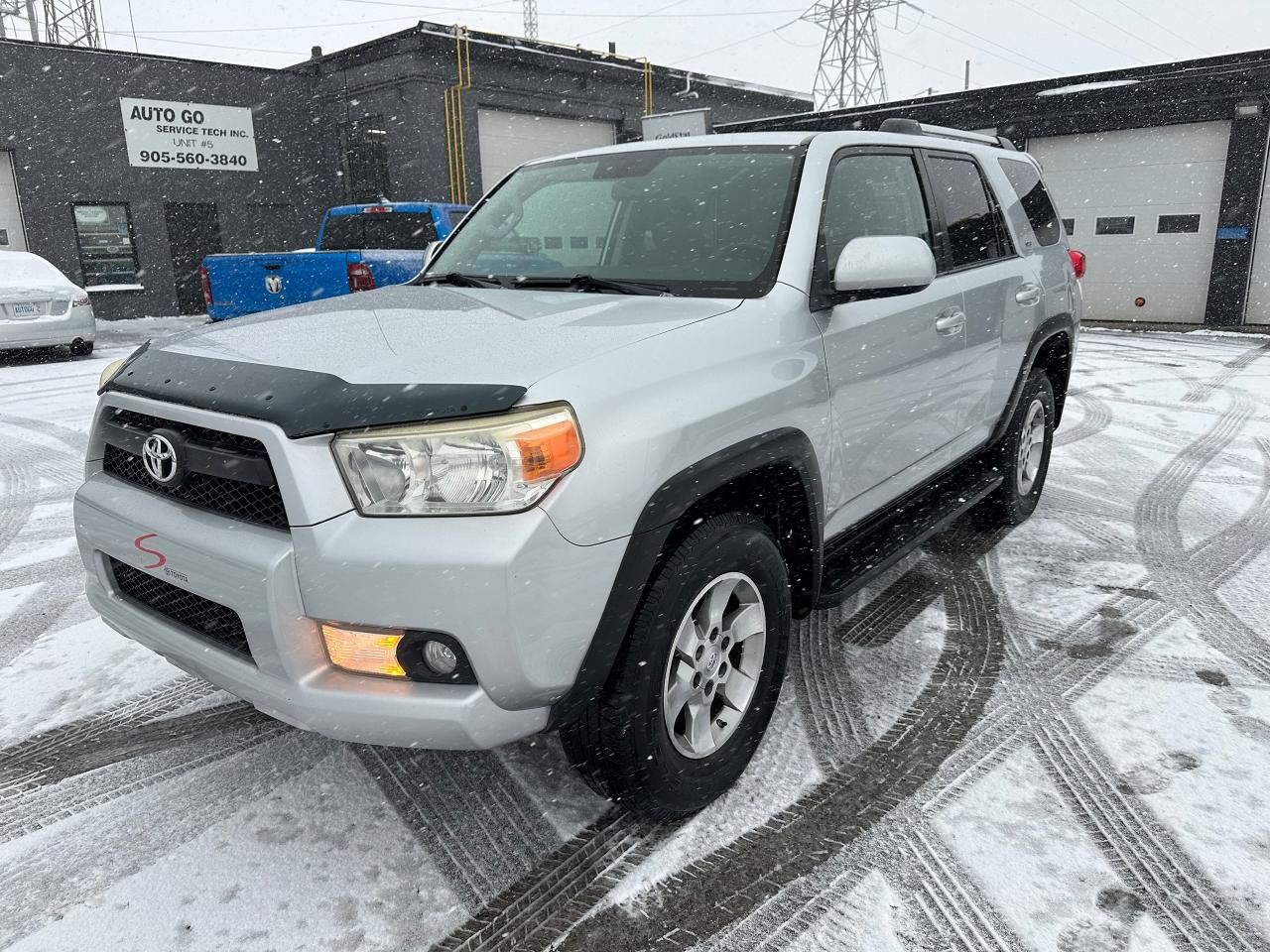 Used 2012 Toyota 4Runner 4WD SR5,NO ACCIDENTS,SERVICE RECORDS,CERTIFIED ! for sale in Burlington, ON