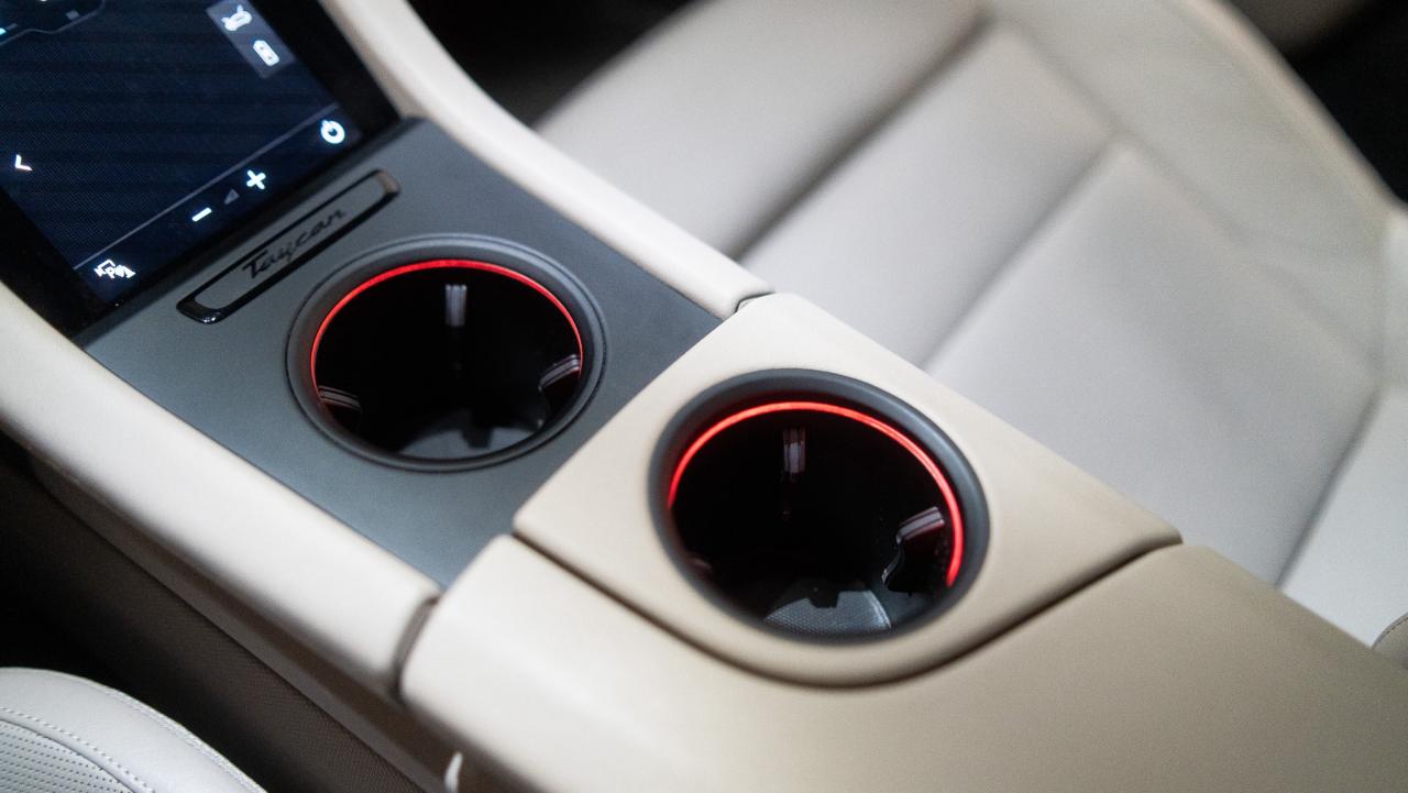 2021 Porsche Taycan 4S | BOSE | 20 IN WHEELS | WHITE INTERIOR Photo